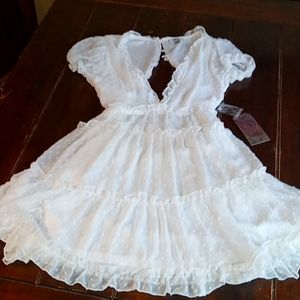 Short white dress with open back